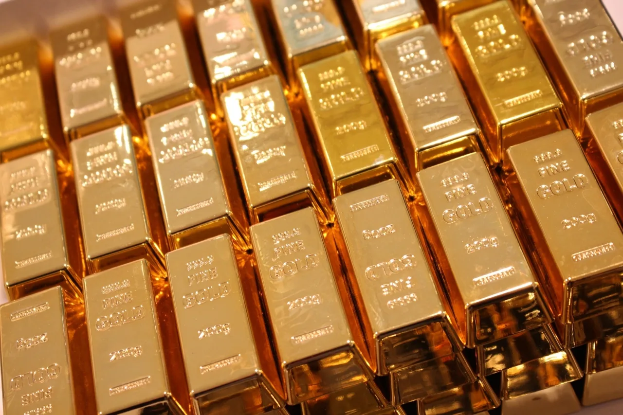 Investidores atentos já estão comprando ouro — entenda por quê