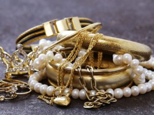 joias em ouro 18k usadas