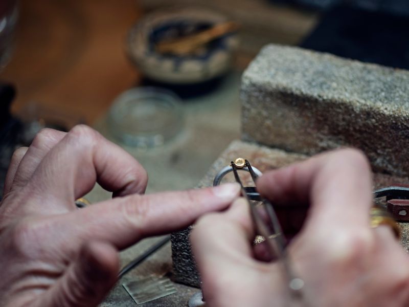 quem faz joias de ouro